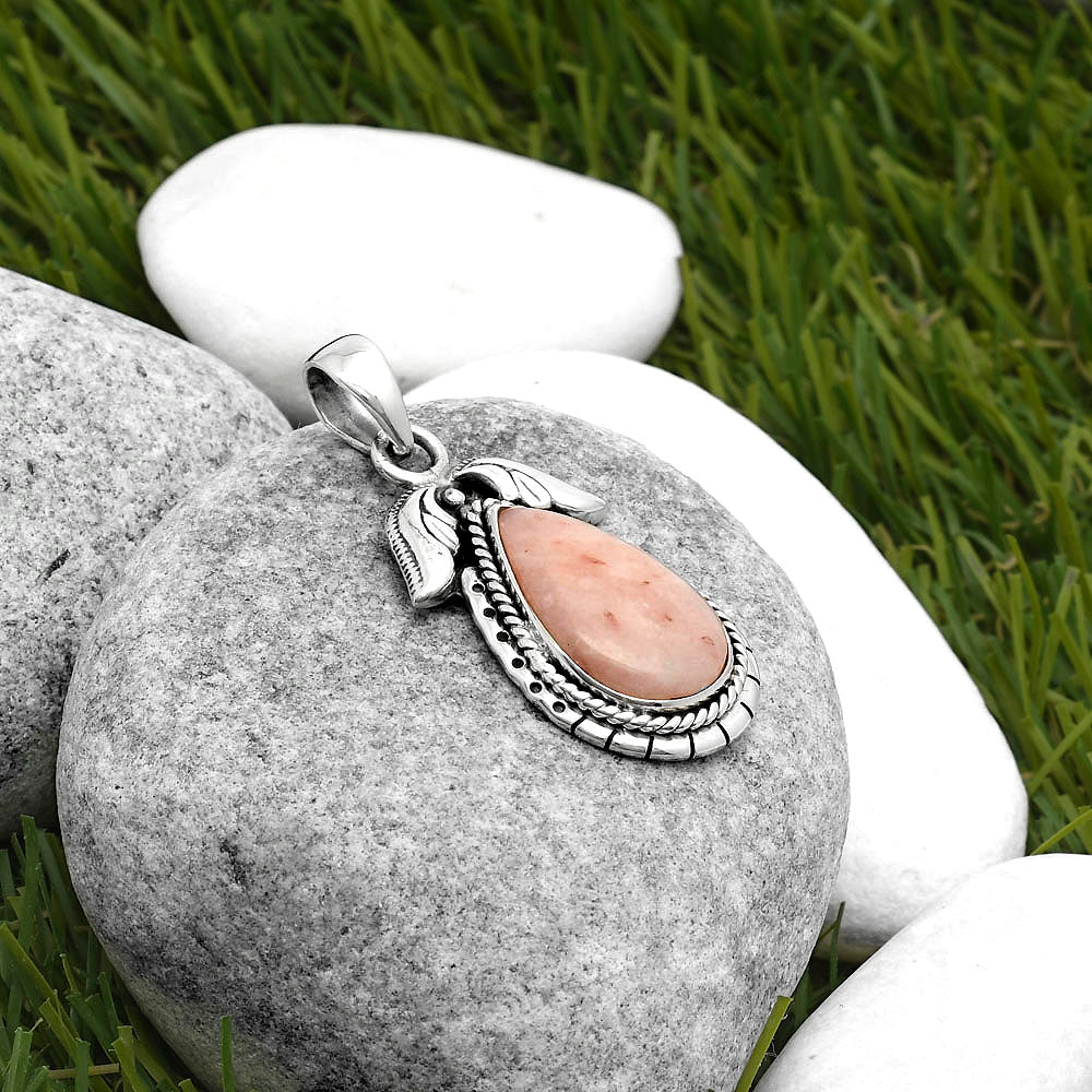 Natural Pink Scolecite Pendant P-1567 SDP114608