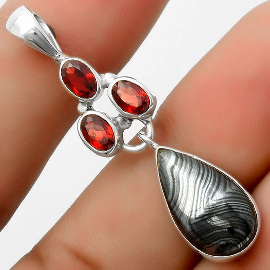 Crown Of Silver Psilomelane - Black Malachite & Garnet Pendant P-1203 SDP114871