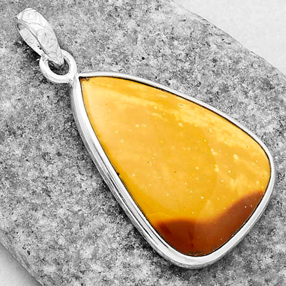 Natural Red Mookaite Pendant P-1001 SDP118226