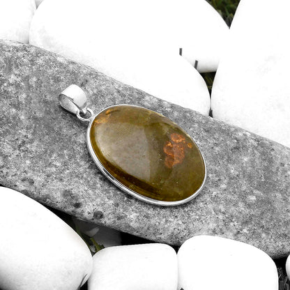 Natural Cloudy Prehnite Pendant P-1001 SDP120107