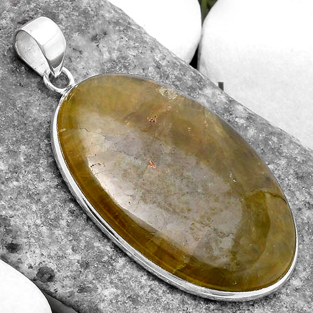 Natural Cloudy Prehnite Pendant P-1001 SDP120217