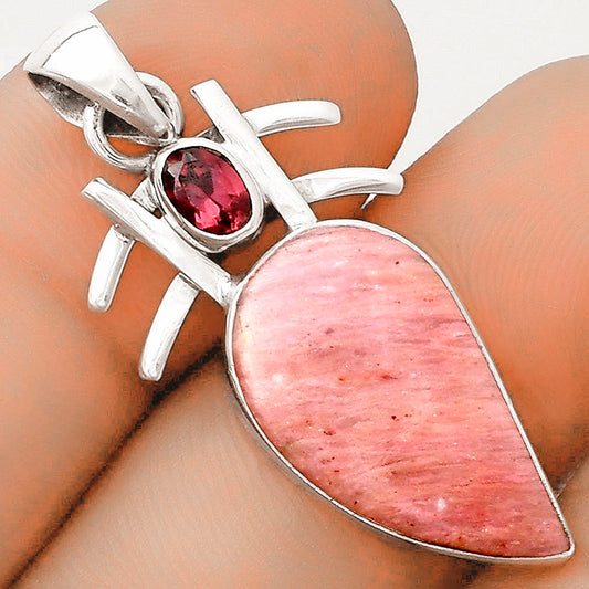 Natural Pink Tulip Quartz & Garnet Pendant P-1046 SDP120360