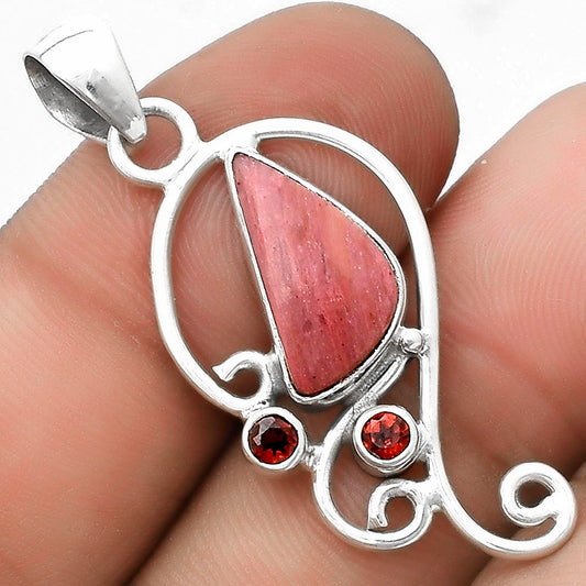 Natural Pink Tulip Quartz & Garnet Pendant P-1039 SDP120563