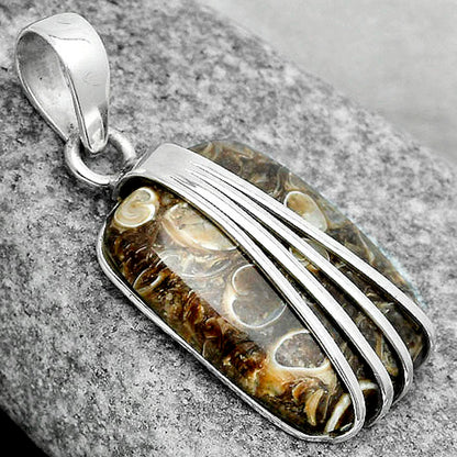 Natural Turtella Jasper - USA Pendant P-1302 SDP121017
