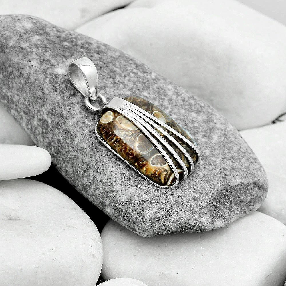 Natural Turtella Jasper - USA Pendant P-1302 SDP121017