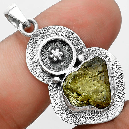 Natural Rare Kornerupine Rough Pendant P-1716 SDP121701