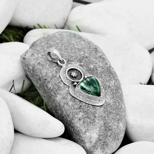 Natural Russian Seraphinite Pendant P-1716 SDP121731