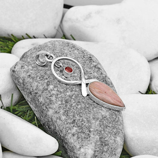 Natural Pink Tulip Quartz & Garnet Pendant P-1048 SDP121849