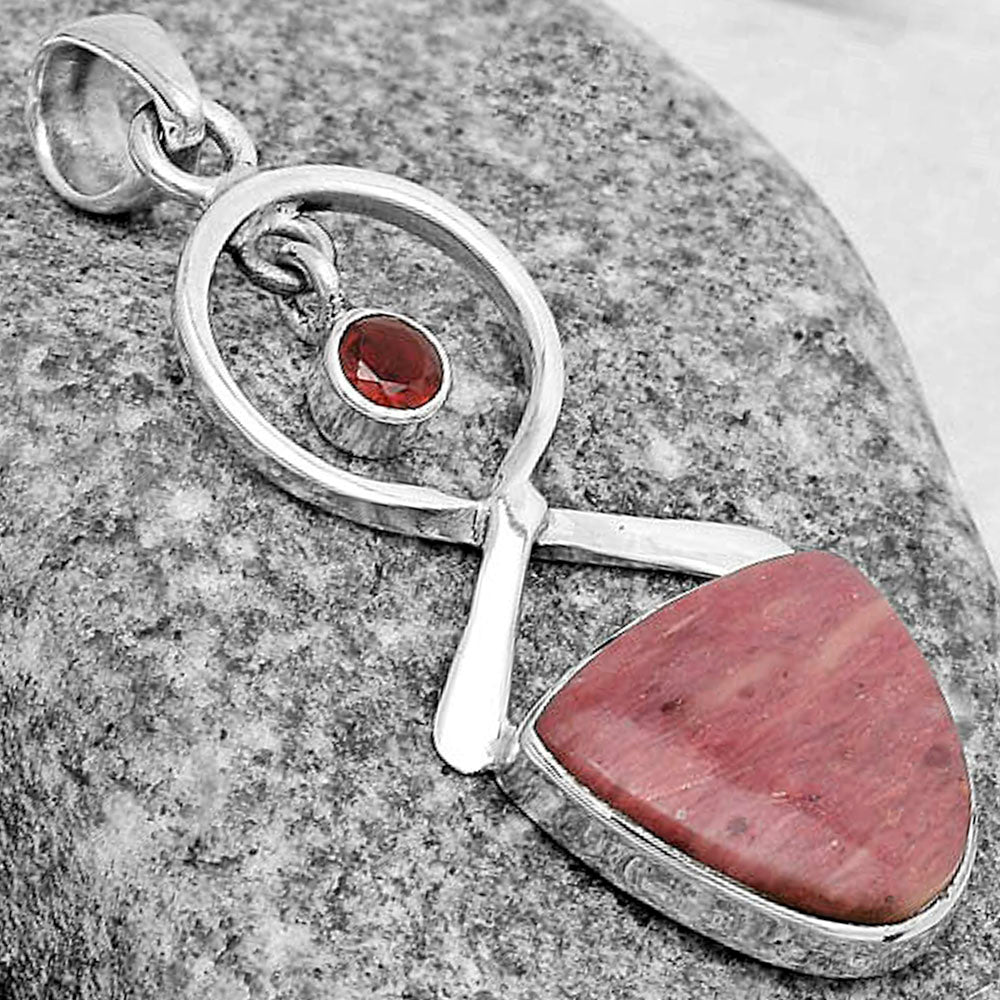 Natural Pink Tulip Quartz & Garnet Pendant P-1048 SDP121852