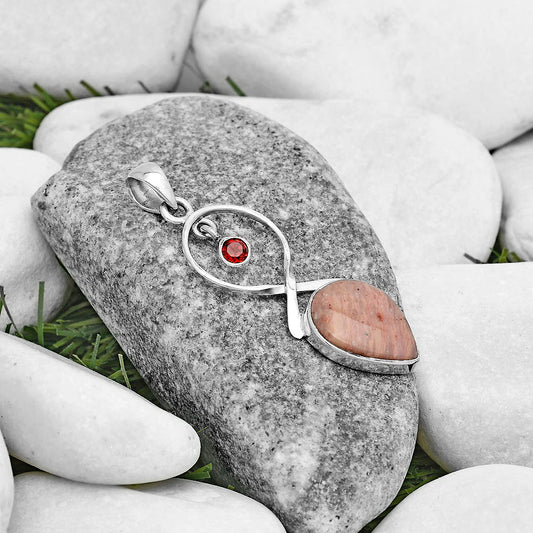 Natural Pink Tulip Quartz & Garnet Pendant P-1048 SDP121858