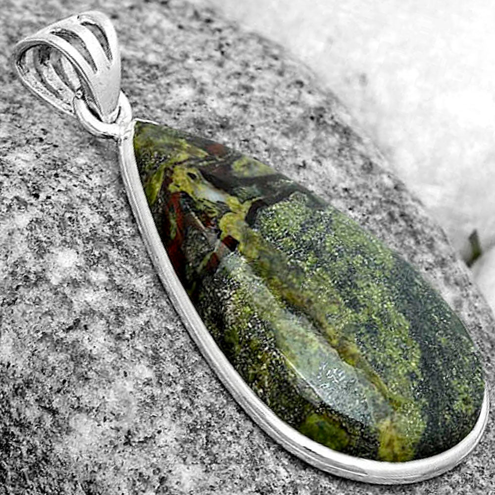 Dragon Blood Stone - South Africa Pendant P-1001 SDP122734