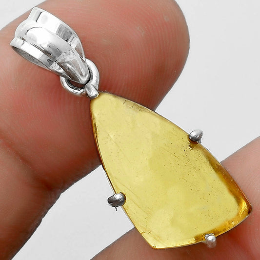 Natural Whiskey Quartz Pendant P-1013 SDP123323
