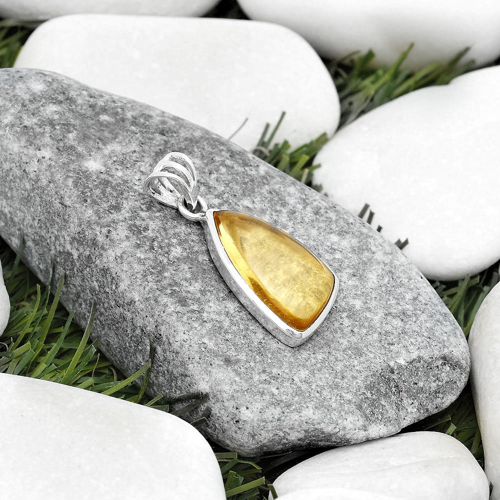 Natural Whiskey Quartz Pendant P-1002 SDP124398