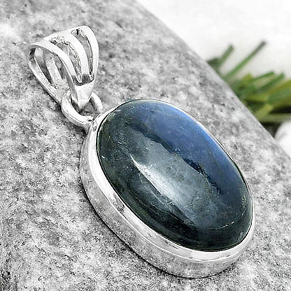 Blue Fire Labradorite - Madagascar Pendant P-1002 SDP125294