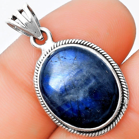 Blue Fire Labradorite - Madagascar Pendant P-1056 SDP125324