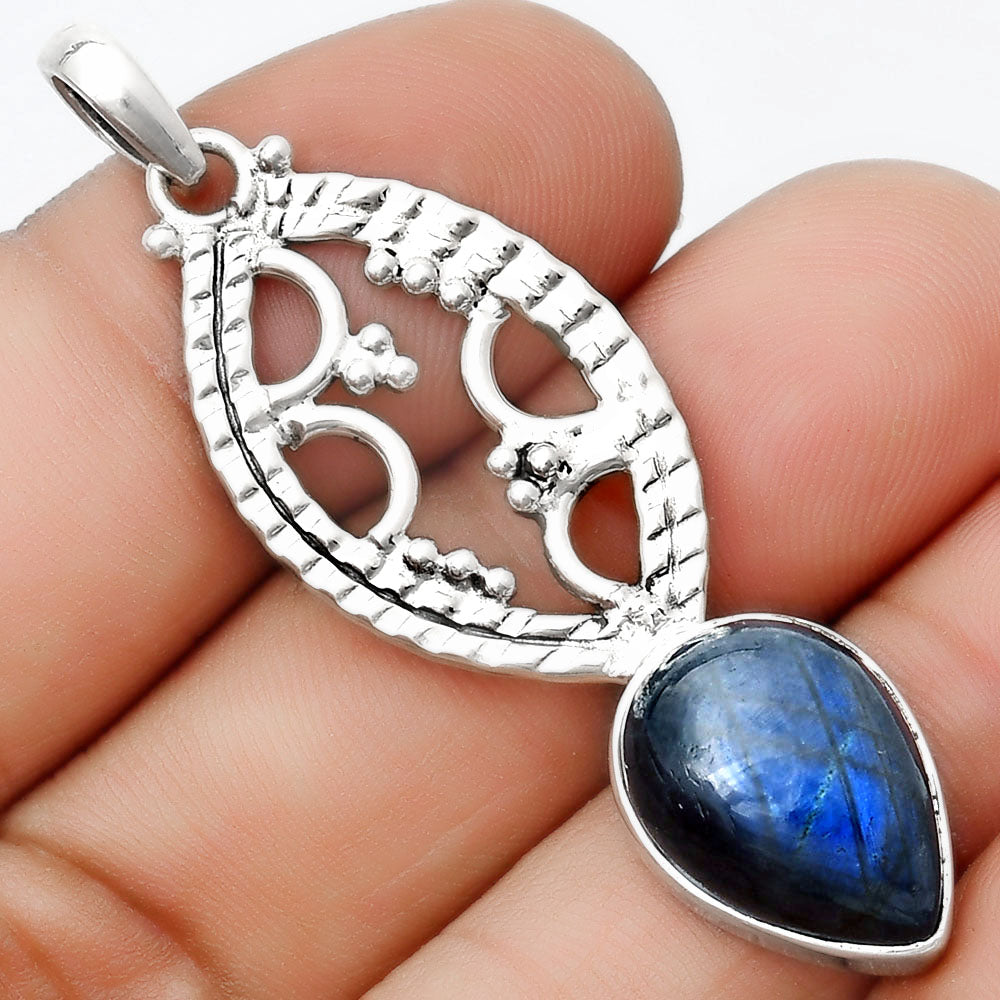 Blue Fire Labradorite - Madagascar Pendant P-1035 SDP125645