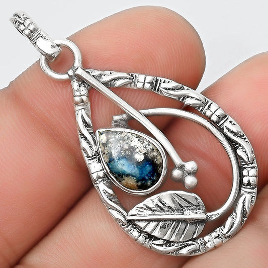 Leaf Natural Blue Scheelite Turkey Pendant P-1608 SDP125798