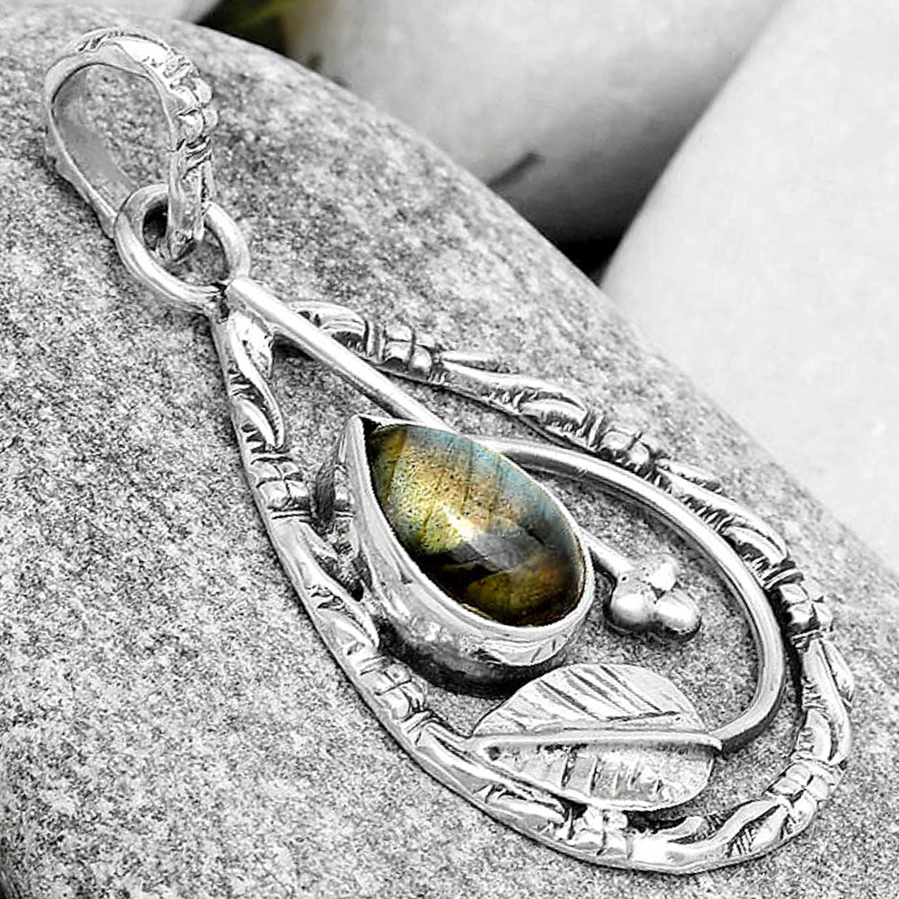 Leaf Natural Spectrolite Labradorite Pendant P-1608 SDP125816