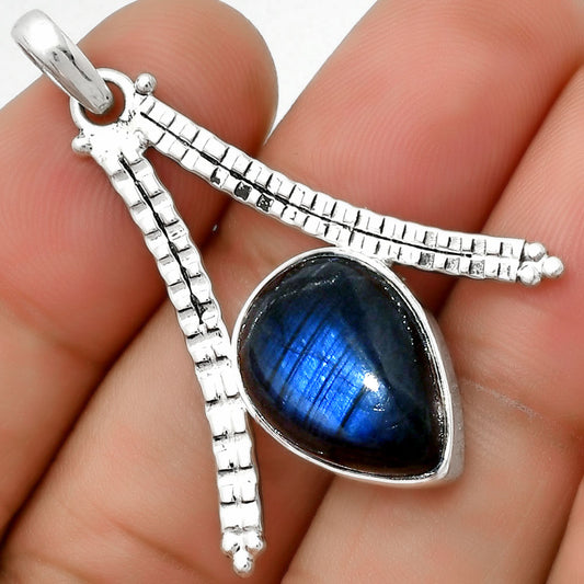 Blue Fire Labradorite - Madagascar Pendant P-1034 SDP125894
