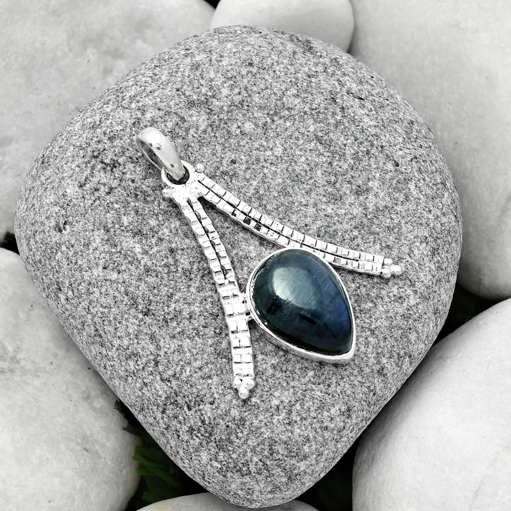 Blue Fire Labradorite - Madagascar Pendant P-1034 SDP125894