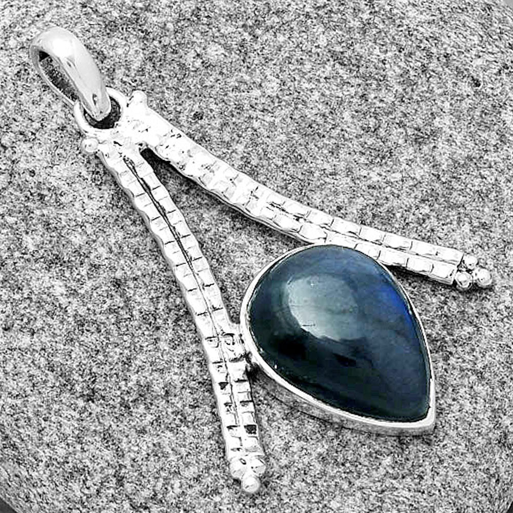 Blue Fire Labradorite - Madagascar Pendant P-1034 SDP125895