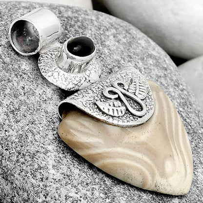 Natural Flint Stone & Black Onyx Pendant P-1545 SDP126086