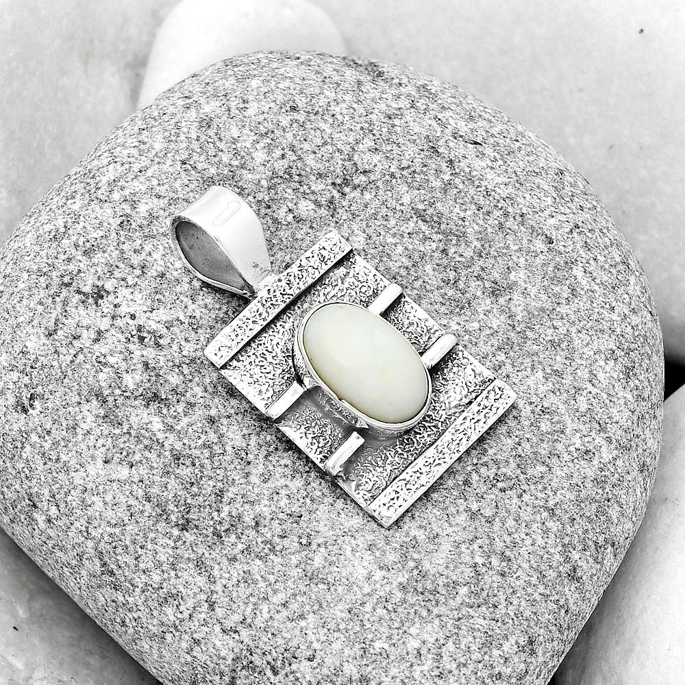 Natural White Opal Pendant P-1658 SDP126634
