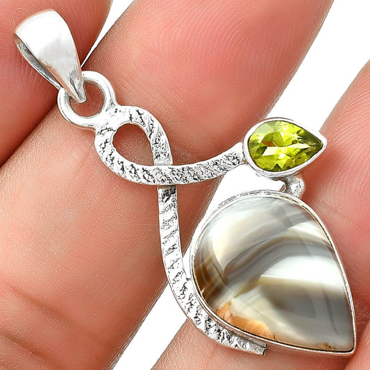 Natural Banded Onyx & Peridot Pendant P-1111 SDP127427