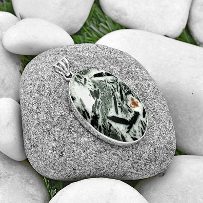 Natural Hornblende Pendant P-1001 SDP128297