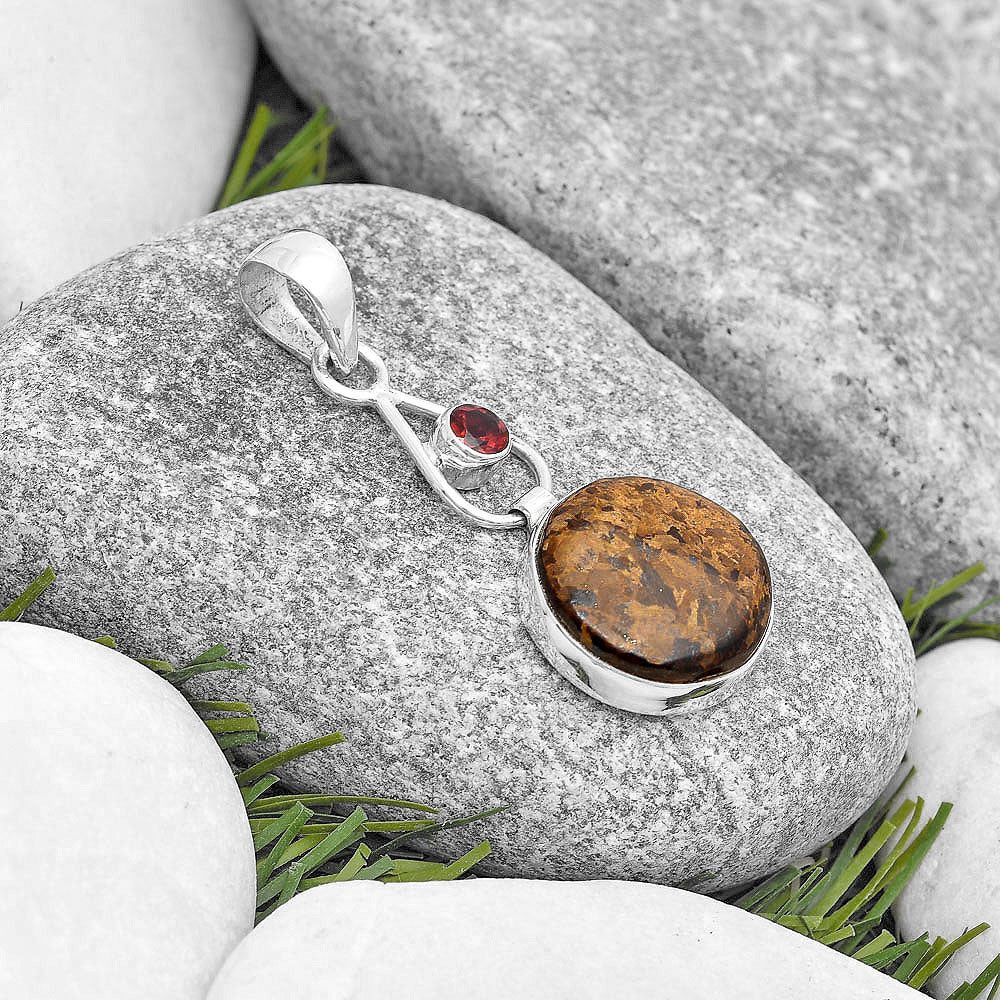 Natural Bronzite & Garnet Pendant P-1589 SDP129378