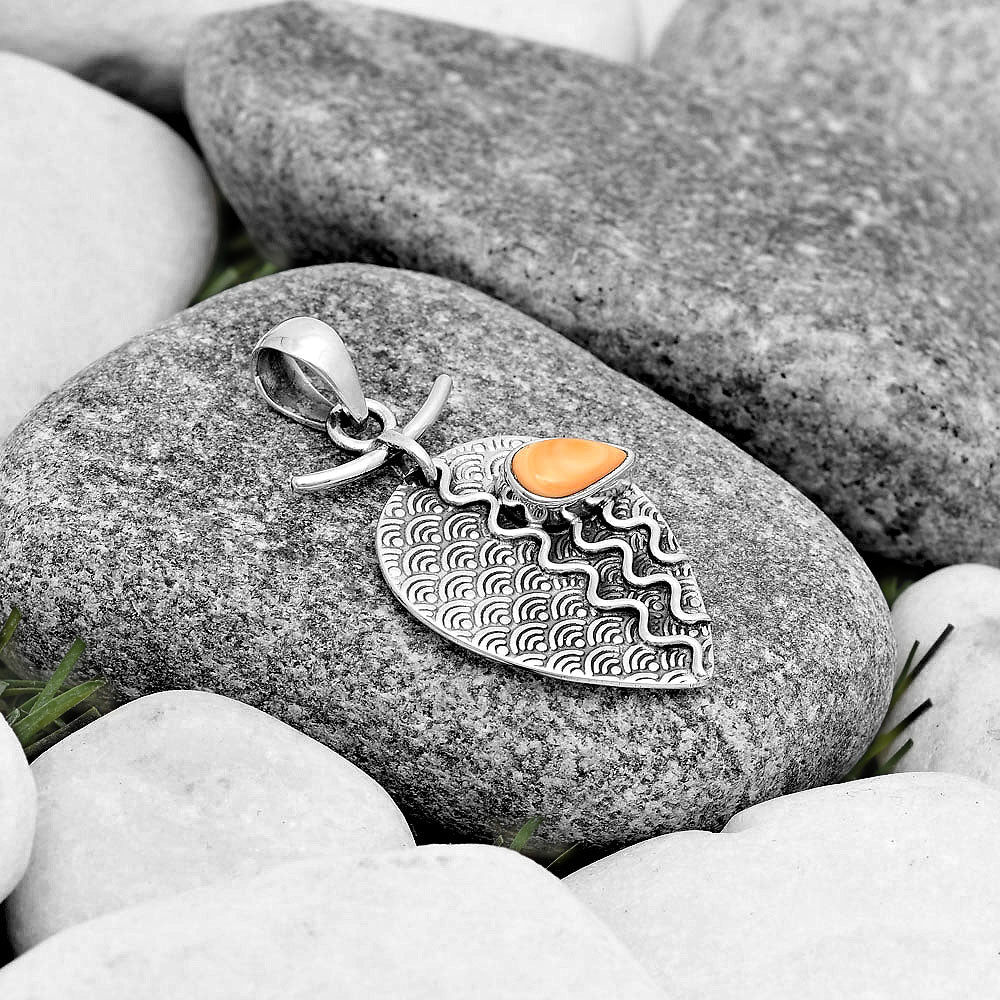 Natural Spiny Oyster Shell - Arizona Pendant P-1267 SDP130307