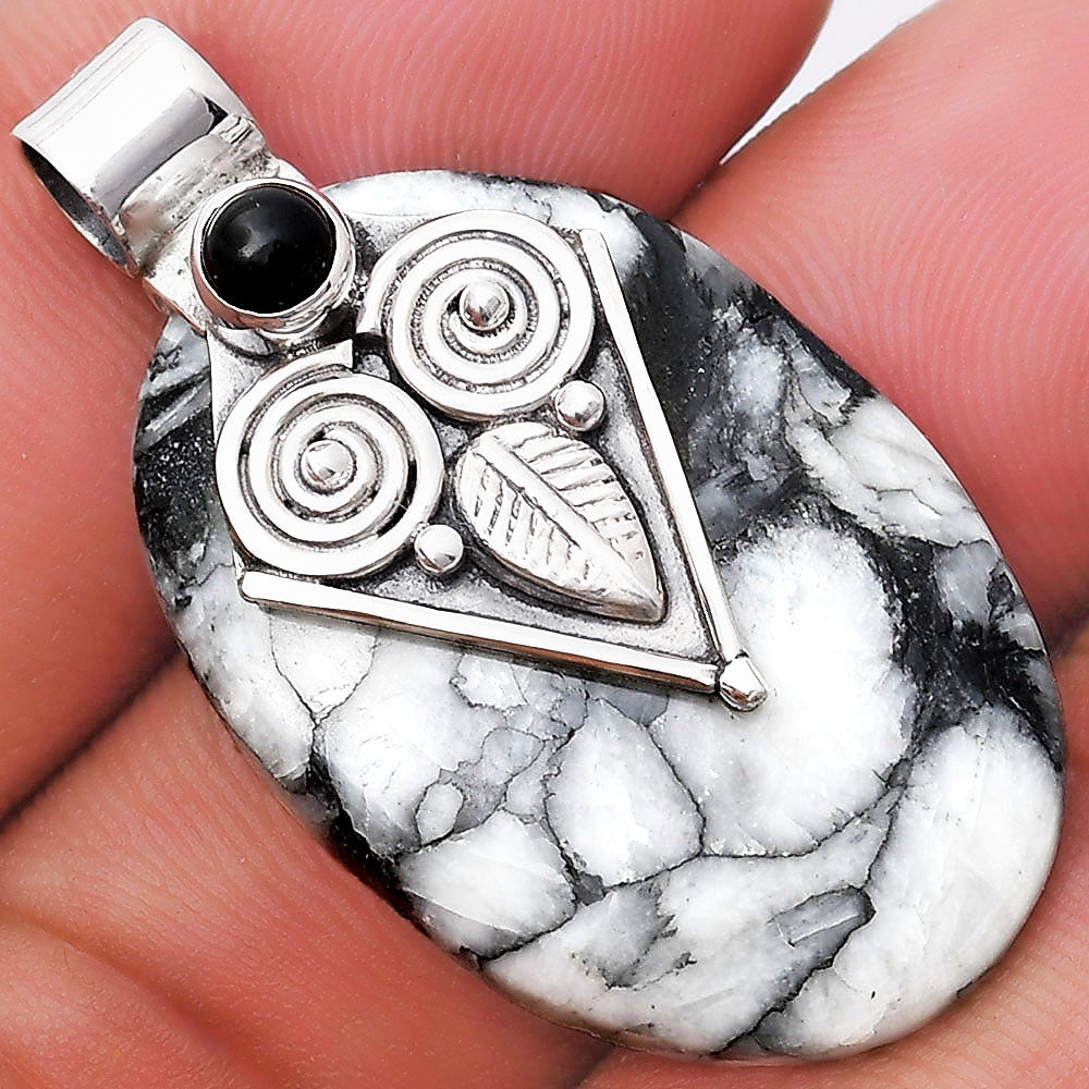 Owl - Pinolith Stone & Black Onyx Pendant P-1649 SDP130403