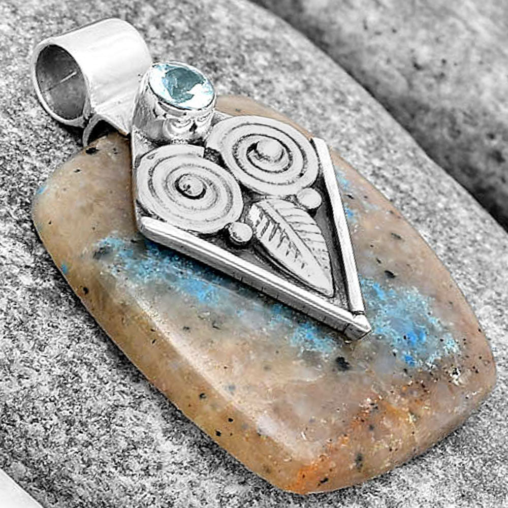 Owl - Cavansite & Sky Blue Topaz Pendant P-1649 SDP130412
