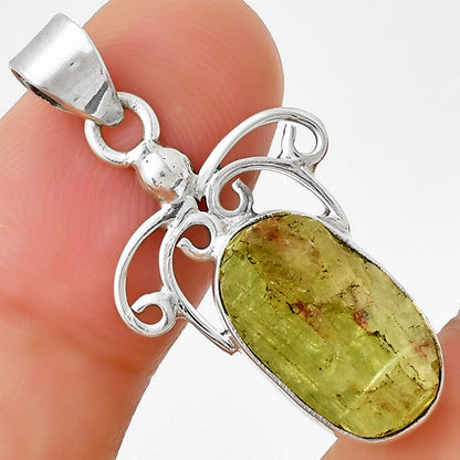 Natural Green Kyanite Rough - India Pendant P-1239 SDP130833