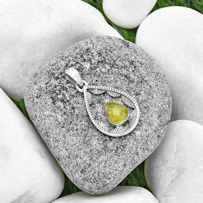 Natural Green Kyanite Rough - India Pendant P-1631 SDP131568