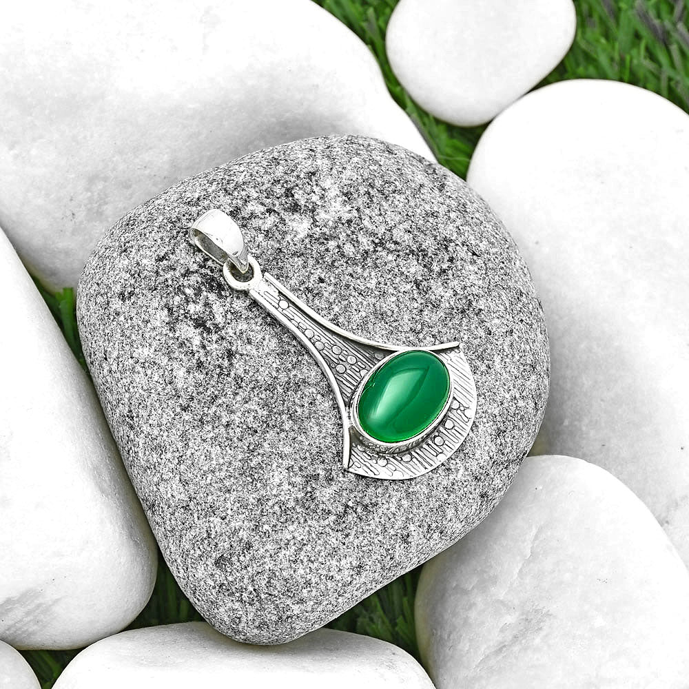 Natural Green Onyx Pendant P-1195 SDP131585