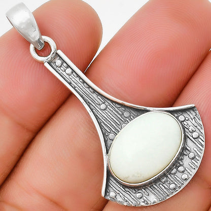 Natural White Opal Pendant P-1195 SDP131606