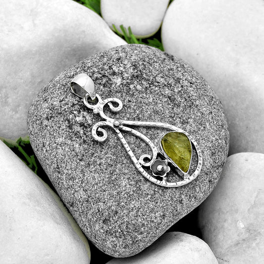 Natural Green Kyanite Rough - India Pendant P-1714 SDP131895