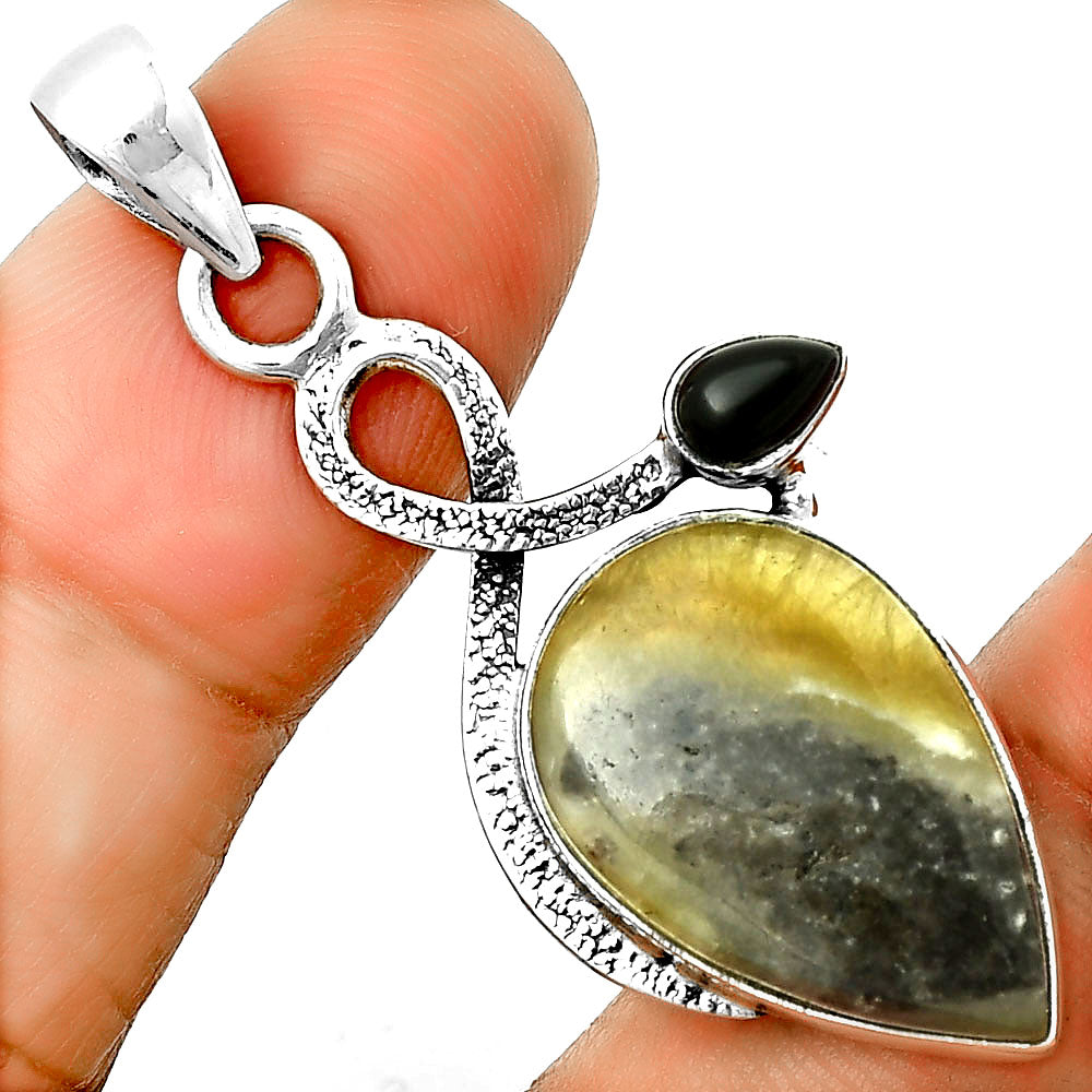 Australian Prehnite & Black Onyx Pendant P-1111 SDP132018