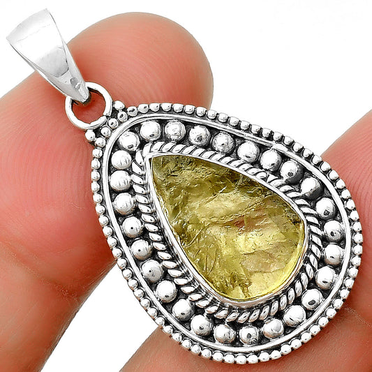 Natural Green Kyanite Rough - India Pendant P-1578 SDP132610