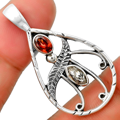 Natural Herkimer Diamond USA & Garnet Pendant P-1376 SDP133101