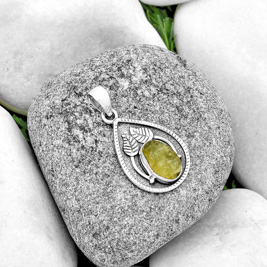 Natural Green Kyanite Rough - India Pendant P-1138 SDP133252