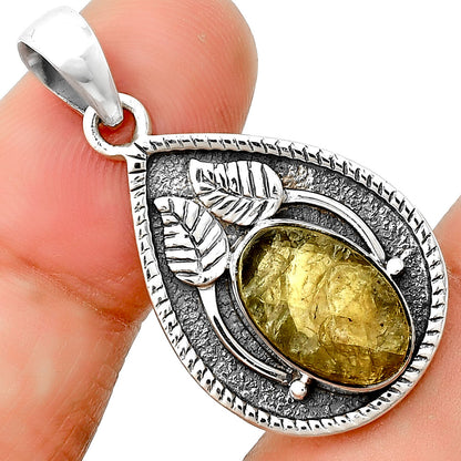 Natural Green Kyanite Rough - India Pendant P-1138 SDP133260