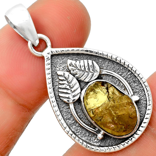 Natural Green Kyanite Rough - India Pendant P-1138 SDP133264