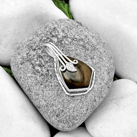 Natural Hypersthene - Canada Pendant P-1643 SDP133286