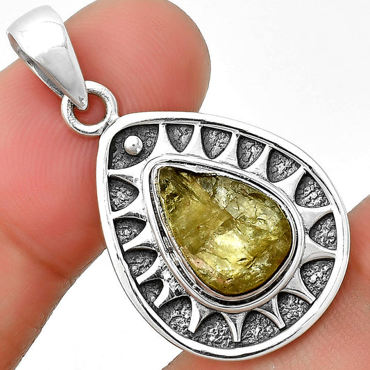 Natural Green Kyanite Rough - India Pendant P-1147 SDP133399