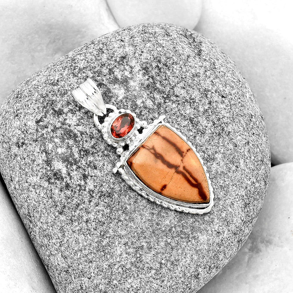 Natural Indian Paint Gemstone & Garnet Pendant P-1452 SDP133681