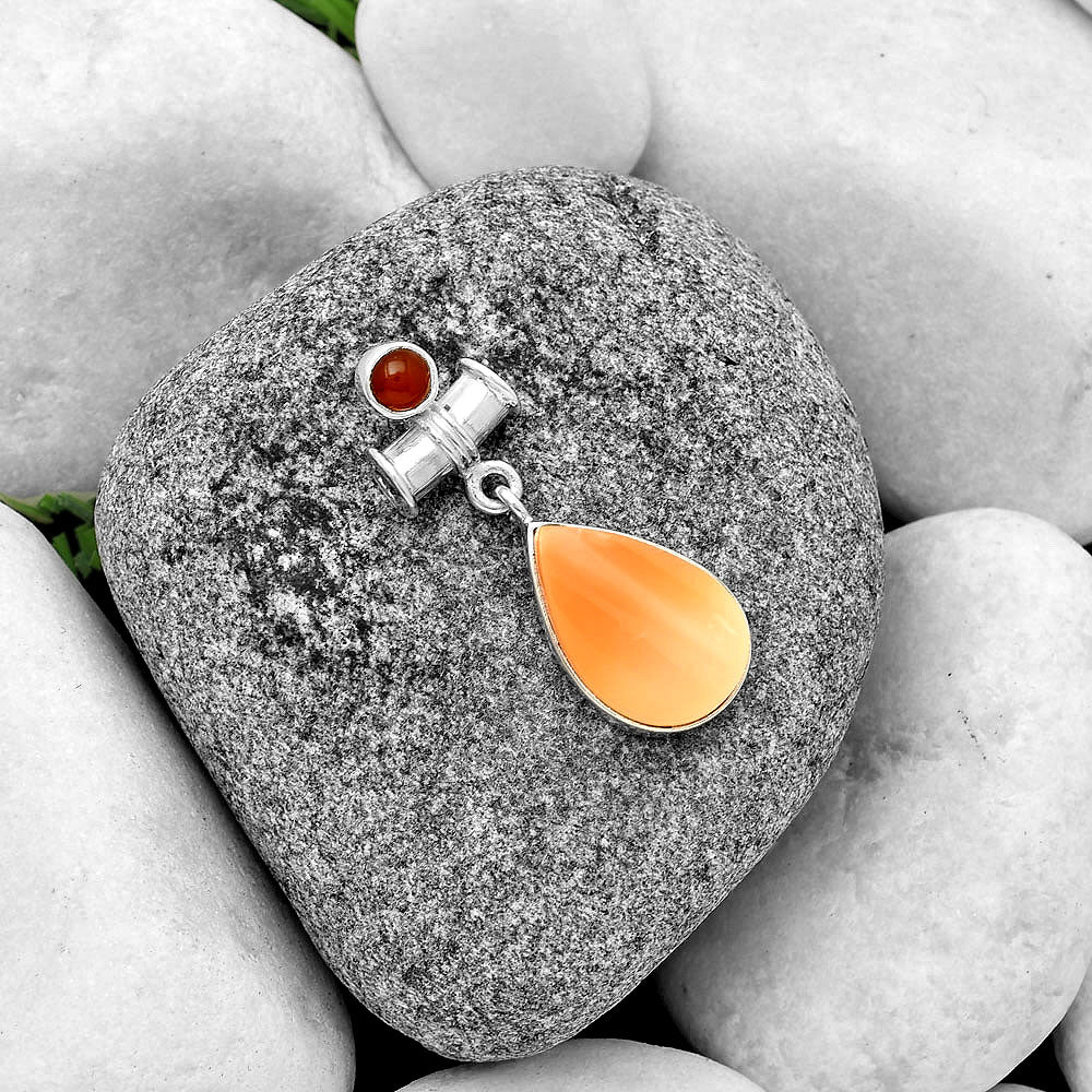 Natural Spiny Oyster Shell & Carnelian Pendant P-1337 SDP133707