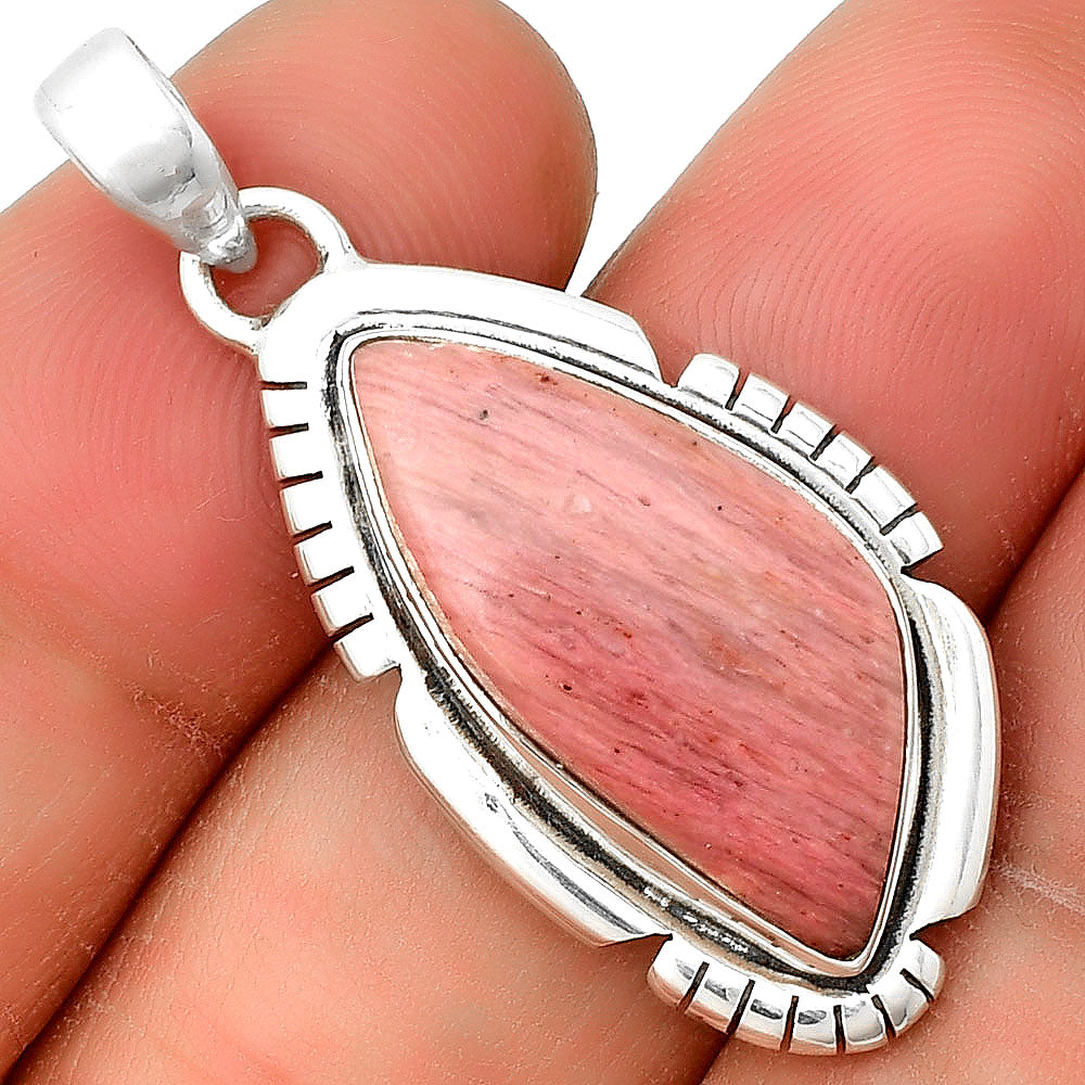 Natural Pink Tulip Quartz Pendant P-1179 SDP134299