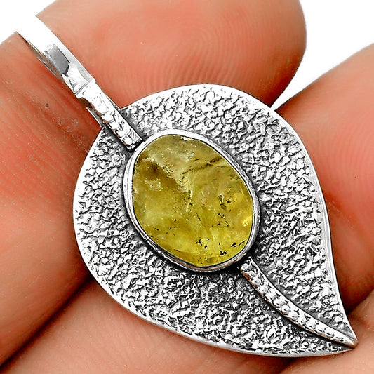 Natural Green Kyanite Rough - India Pendant P-1218 SDP134440